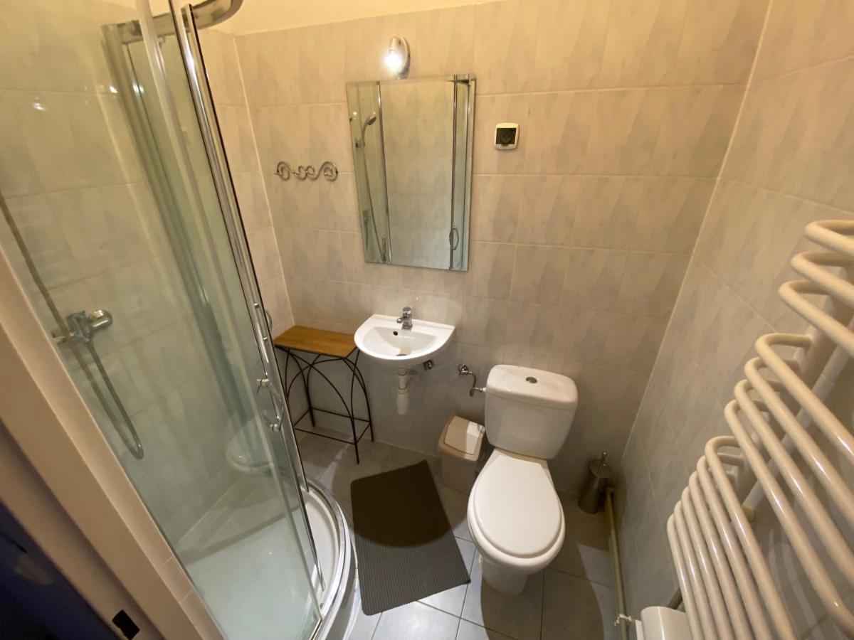 Milusia Muszyna Hotel Bagian luar foto