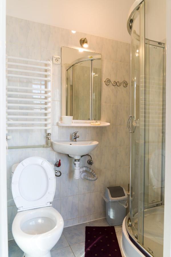 Milusia Muszyna Hotel Bagian luar foto