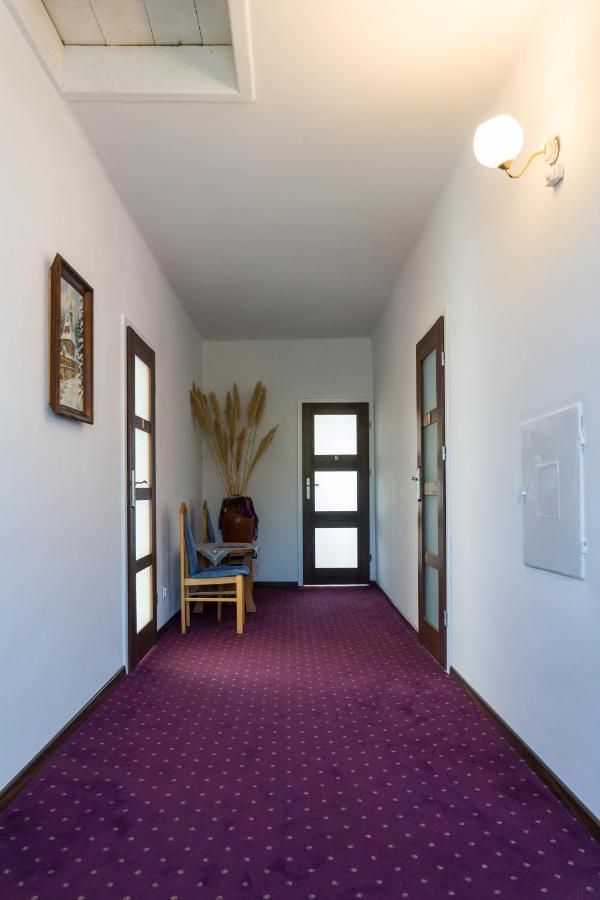 Milusia Muszyna Hotel Bagian luar foto