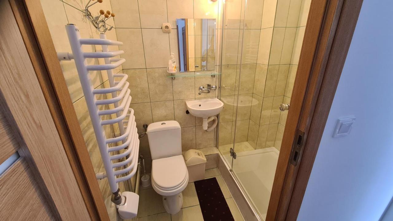 Milusia Muszyna Hotel Bagian luar foto